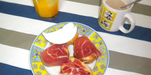 Desayuno mediterráneo