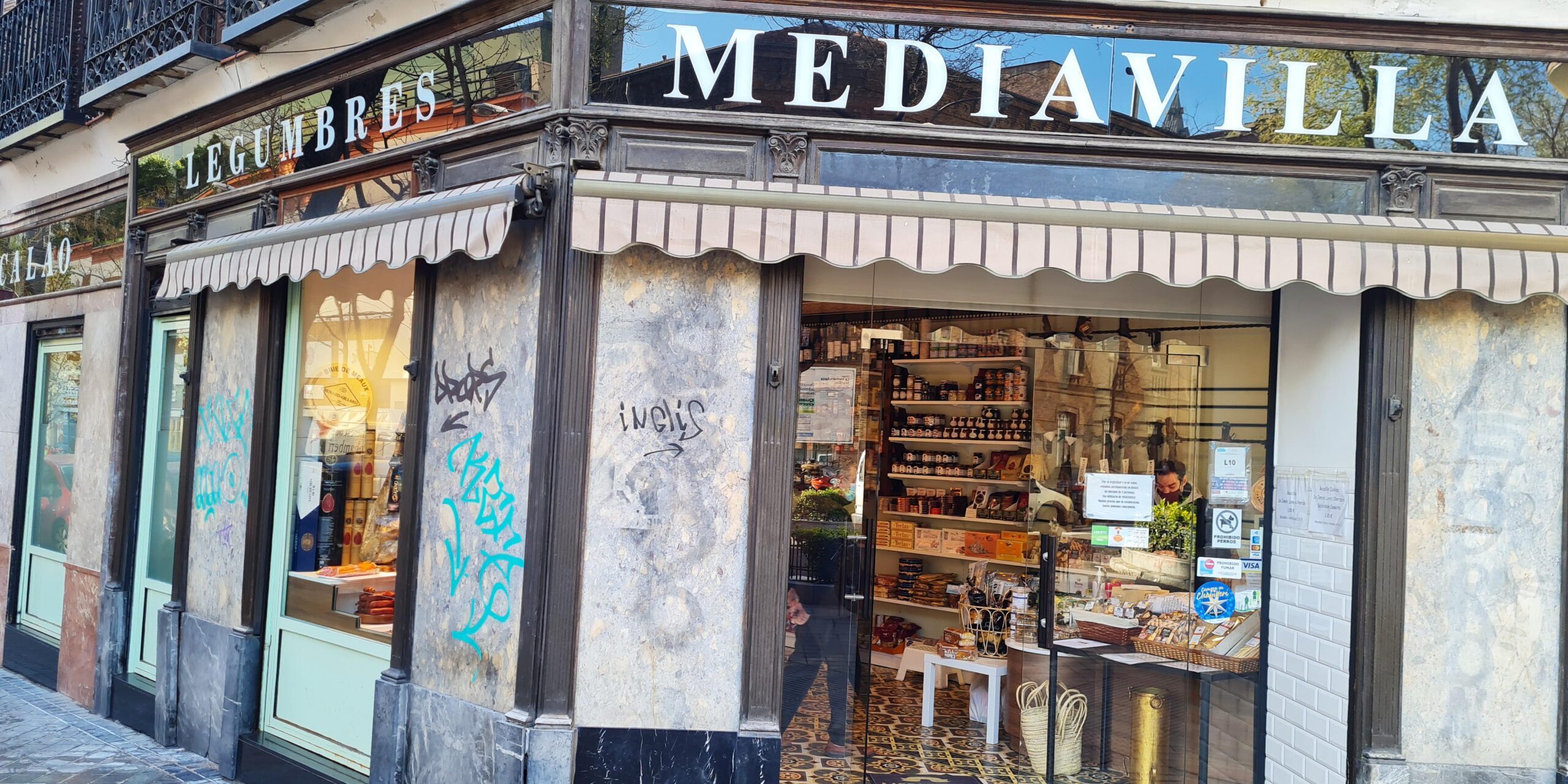 tienda por fuera 2 Legumbres Mediavilla: legumbres en Madrid
